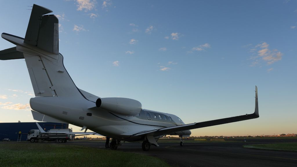 Phenom 300 Exterior